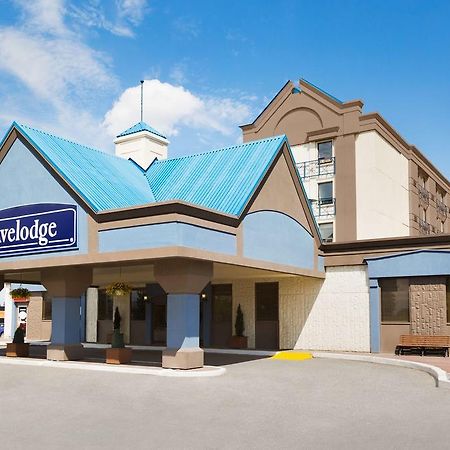 Travelodge Calgary Macleod Trail Bagian luar foto