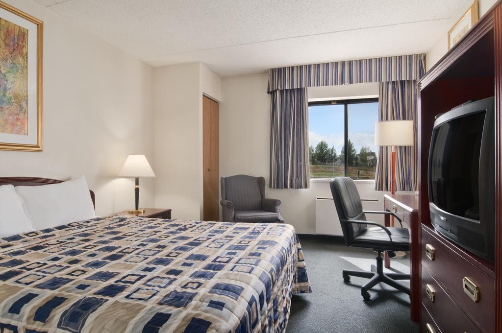 Travelodge Calgary Macleod Trail Ruang foto