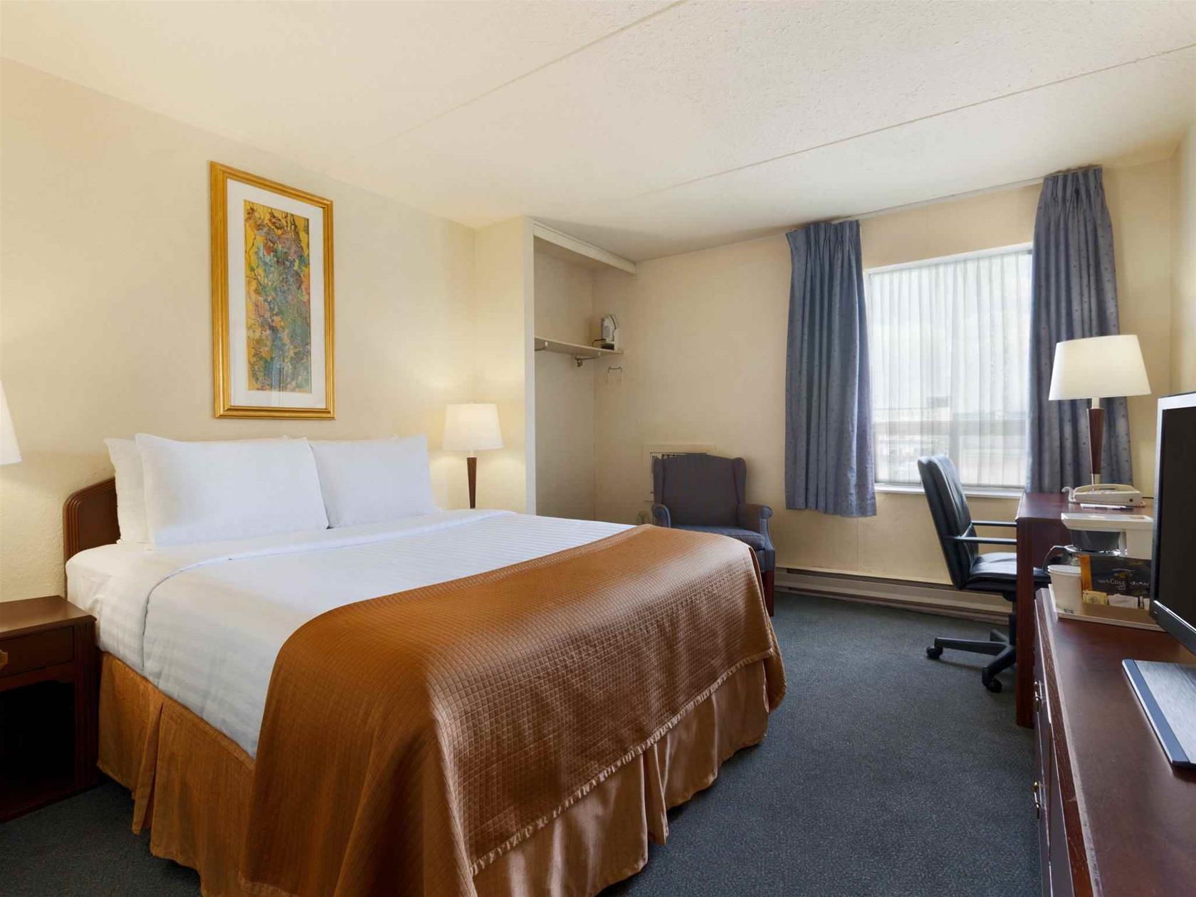 Travelodge Calgary Macleod Trail Bagian luar foto