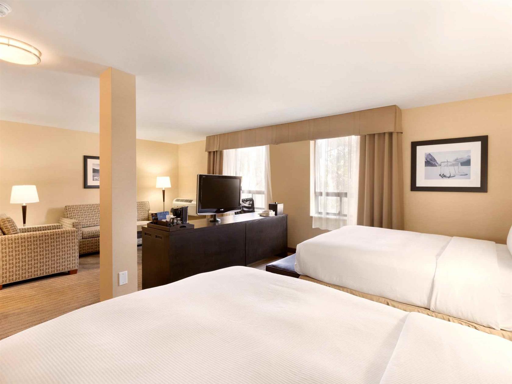 Travelodge Calgary Macleod Trail Bagian luar foto